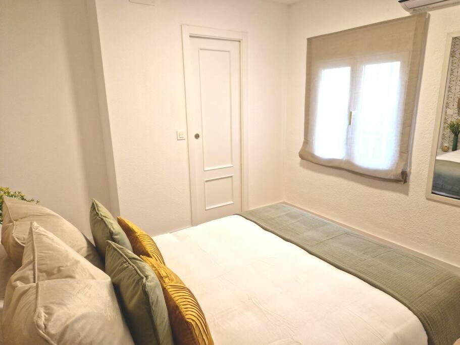 Apartamento Apartamento Plaza Cervantes Jaén Exterior foto