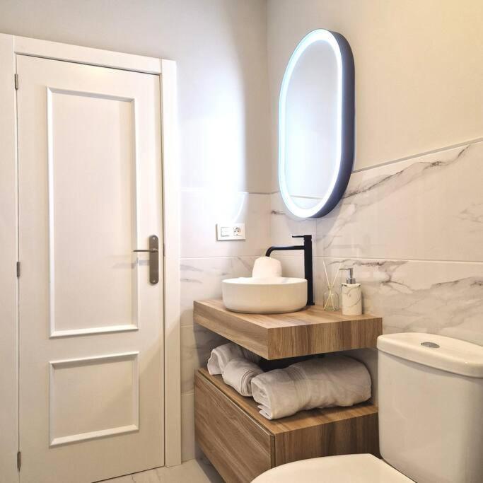 Apartamento Apartamento Plaza Cervantes Jaén Exterior foto
